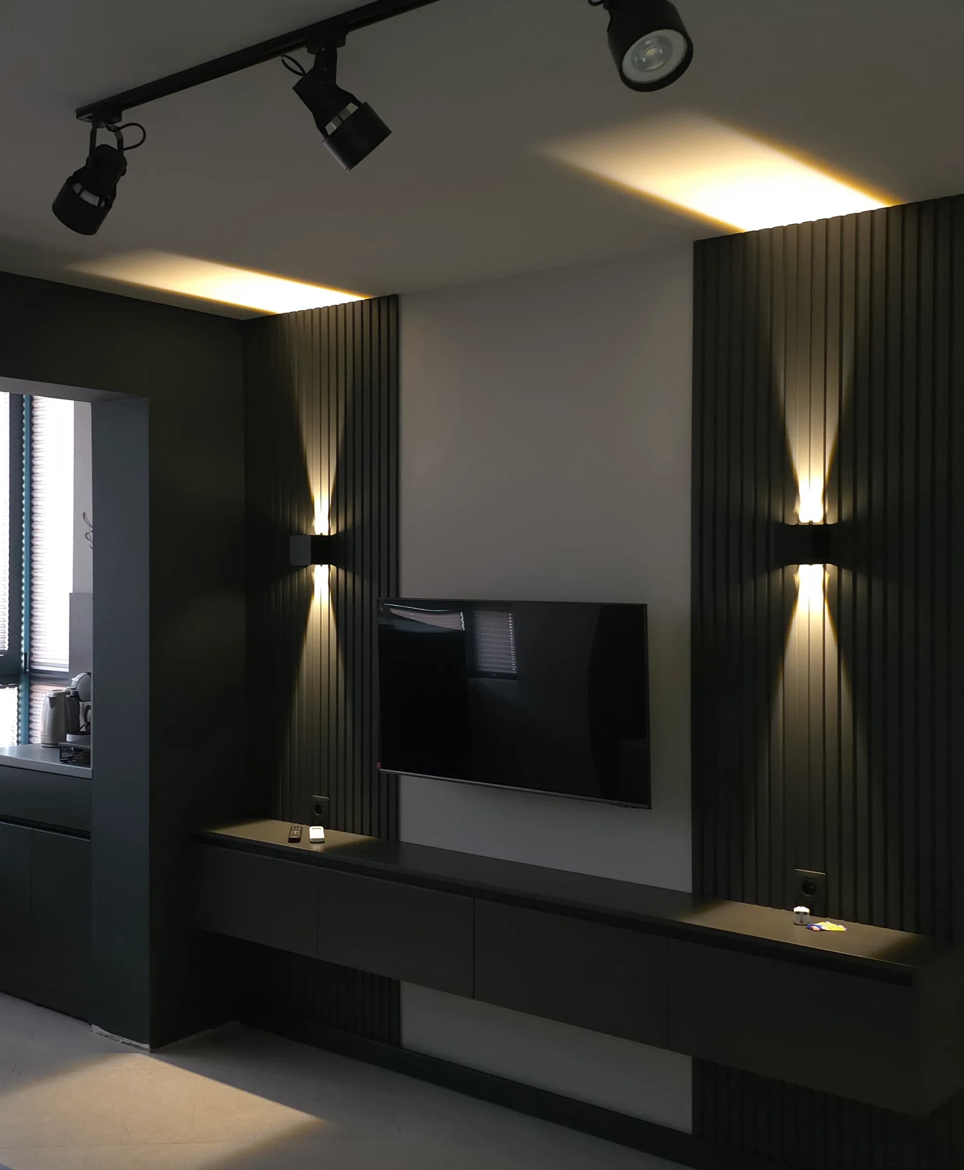 Property interior or exterior photo